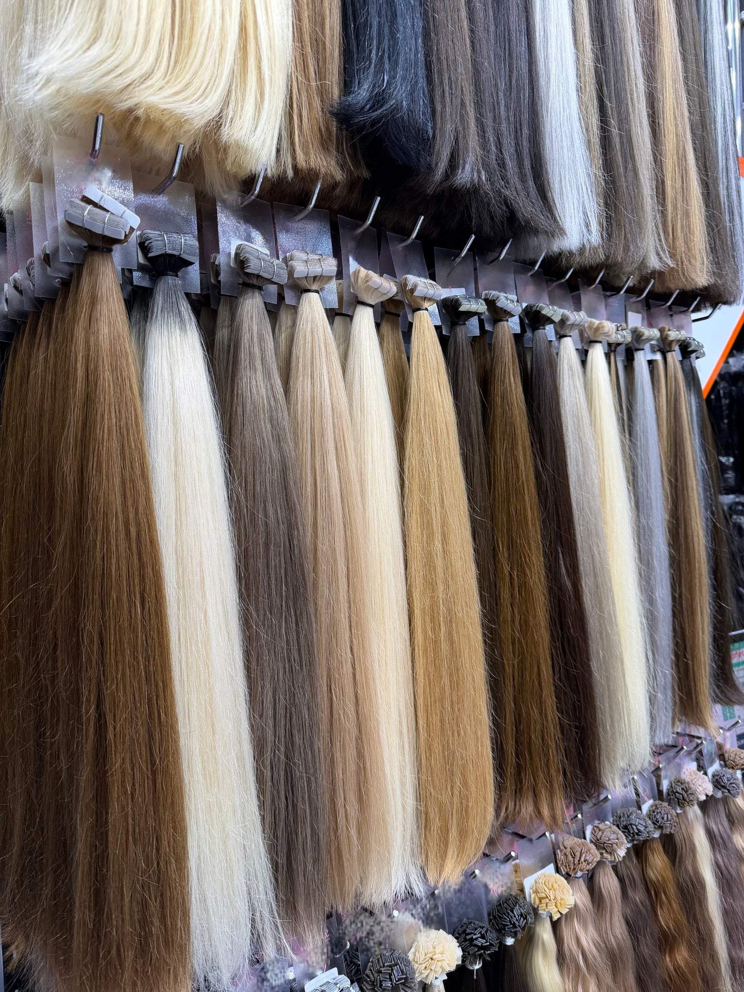 Extensions Adhésives / Tape-Ins Premium – 100 % Cheveux Humains (50g ou 80g)