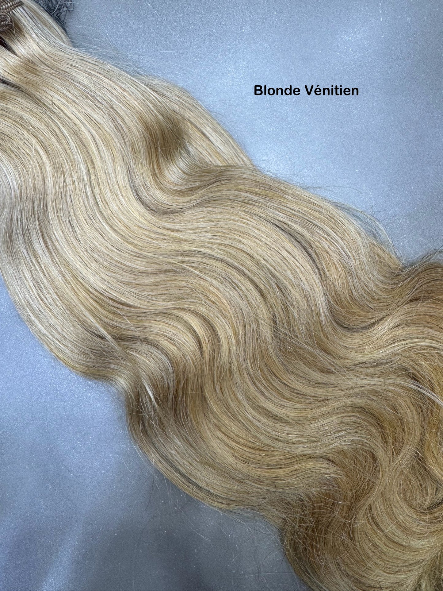 Extensions à Clips Wavy Premium Volume Intense – 100% Cheveux Naturels 200g