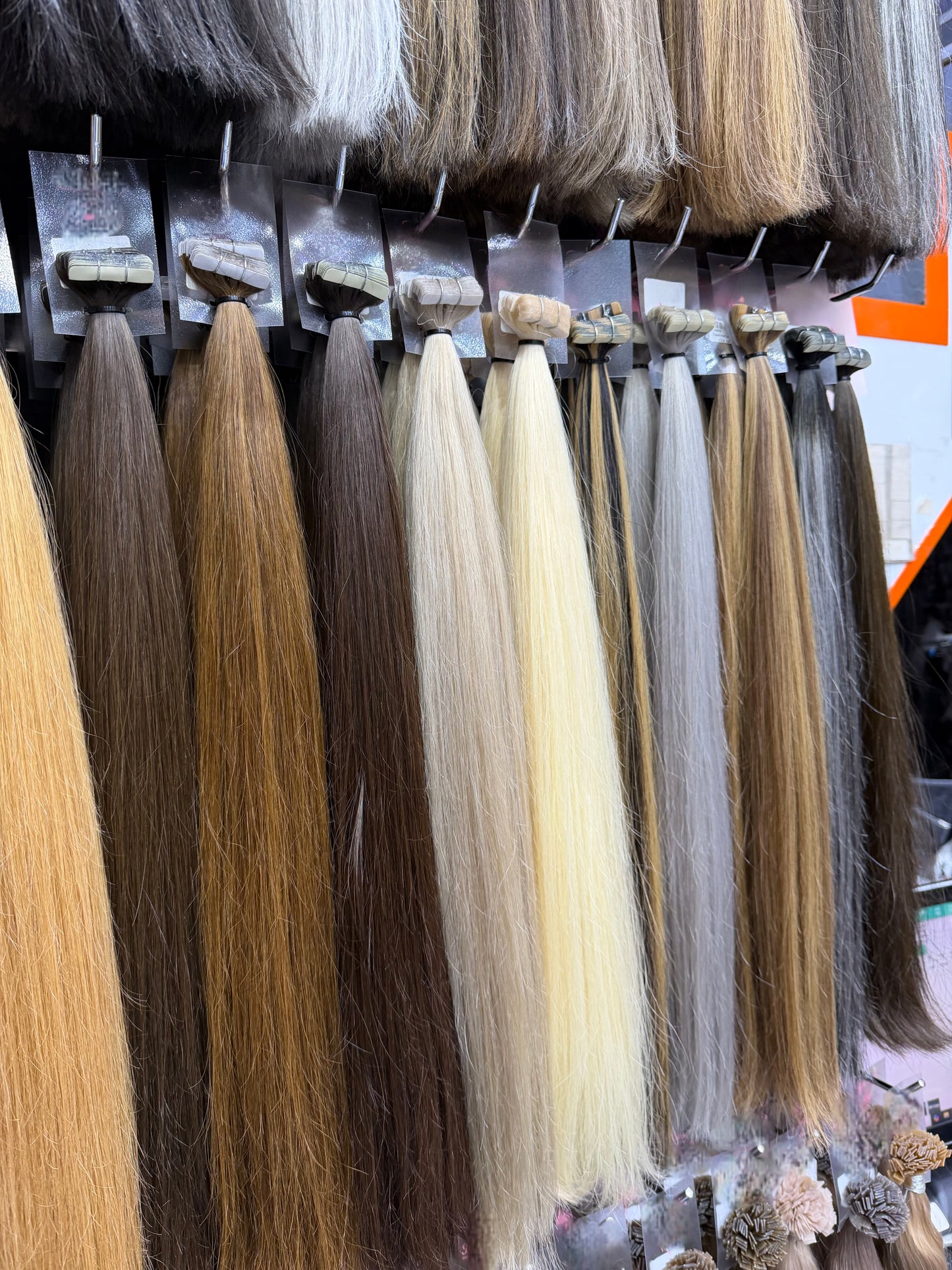 Extensions Adhésives / Tape-Ins Premium – 100 % Cheveux Humains (50g ou 80g)