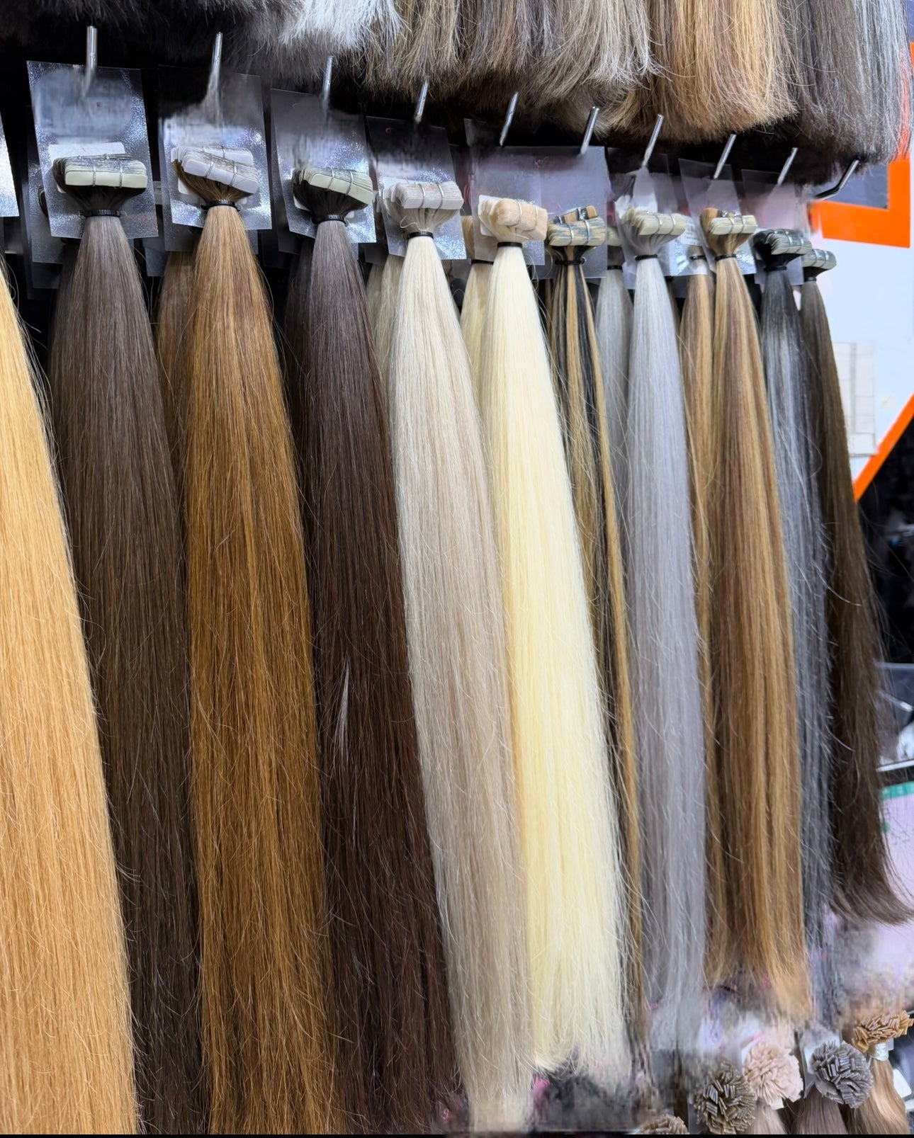 Extensions Adhésives / Tape-Ins Premium – 100 % Cheveux Humains (50g ou 80g)